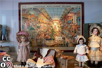 Il Museo della Bambola e del Giocattolo di Angera